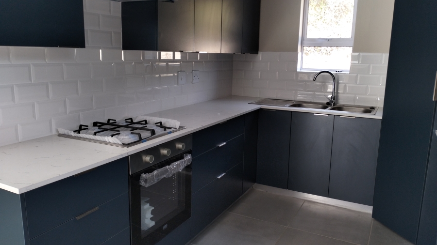 To Let 2 Bedroom Property for Rent in Paradise Beach Eastern Cape
